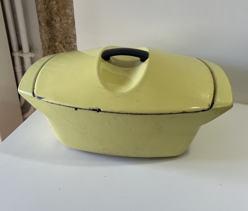 Cocotte fonte jaune - en,