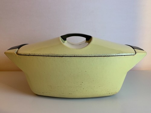 Ancienne cocotte fonte le - cocotte, en
